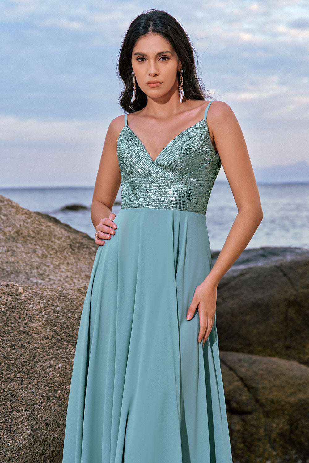 Wedtrend Women Glitter Bridesmaid Dress with Slit Grey Green A-Line Sequin Chiffon Long Evening Dress WEDTREND Wedtrend Women Glitter Bridesmaid Dress with Slit Grey Green A-Line Sequin Chiffon Long Evening Dress WEDTREND