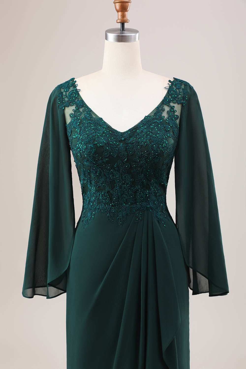 Wedtrend Women Dark Green Mermaid Mother Dress V Neck Beaded Mother of the Bride Dress With Long Sleeves WEDTREND Wedtrend Women Dark Green Mermaid Mother Dress V Neck Beaded Mother of the Bride Dress With Long Sleeves WEDTREND