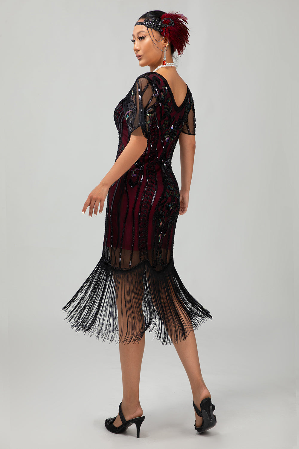 WEDTREND Women Burgundy Fringed 1920s Dress Sequin Bodycon Flapper Vintage Dress with Short Sleeves WEDTREND Women Burgundy Fringed 1920s Dress Sequin Bodycon Flapper Vintage Dress with Short Sleeves