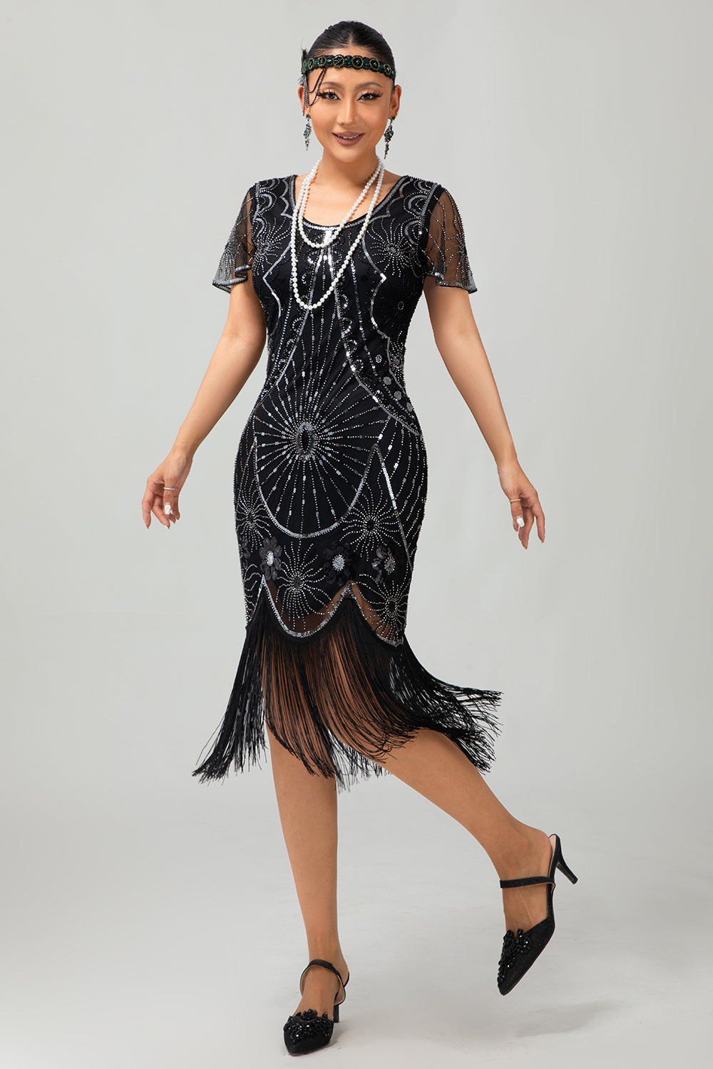 beaded 20s dress WEDTREND Women Beaded Black Golden Fringed Bodycon 1920s Dress Round Neck Short Flapper Dress With Short Sleeves