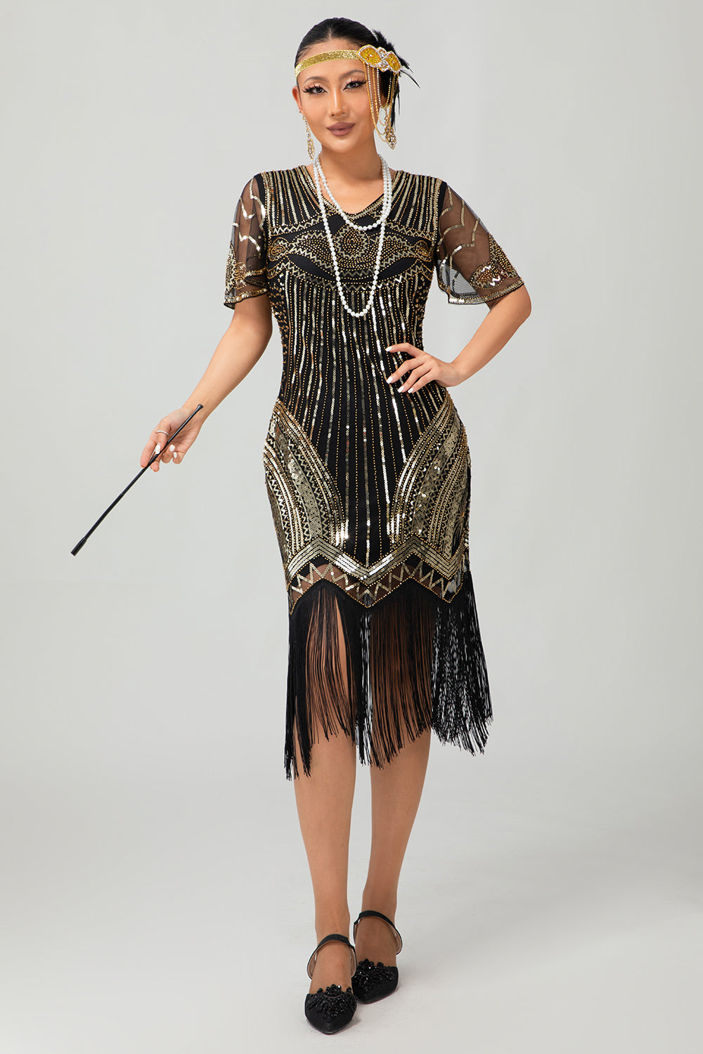WEDTREND Women Black Golden Flapper Dress with Tassles Sequin Short Sleeve Bodycon 1920s Dress WEDTREND Women Black Golden Flapper Dress with Tassles Sequin Short Sleeve Bodycon 1920s Dress