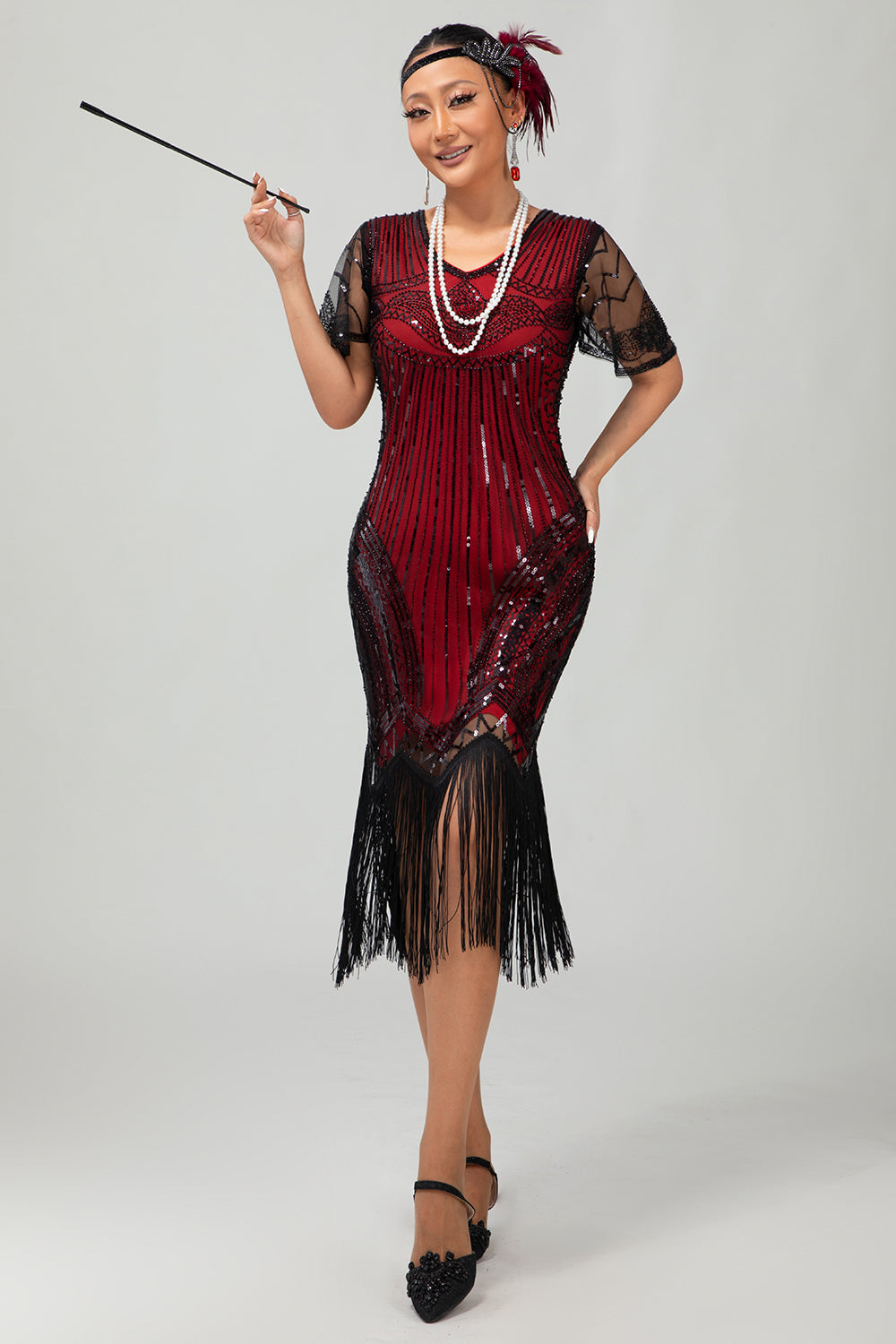 WEDTREND Women Black Golden Flapper Dress with Tassles Sequin Short Sleeve Bodycon 1920s Dress WEDTREND Women Black Golden Flapper Dress with Tassles Sequin Short Sleeve Bodycon 1920s Dress