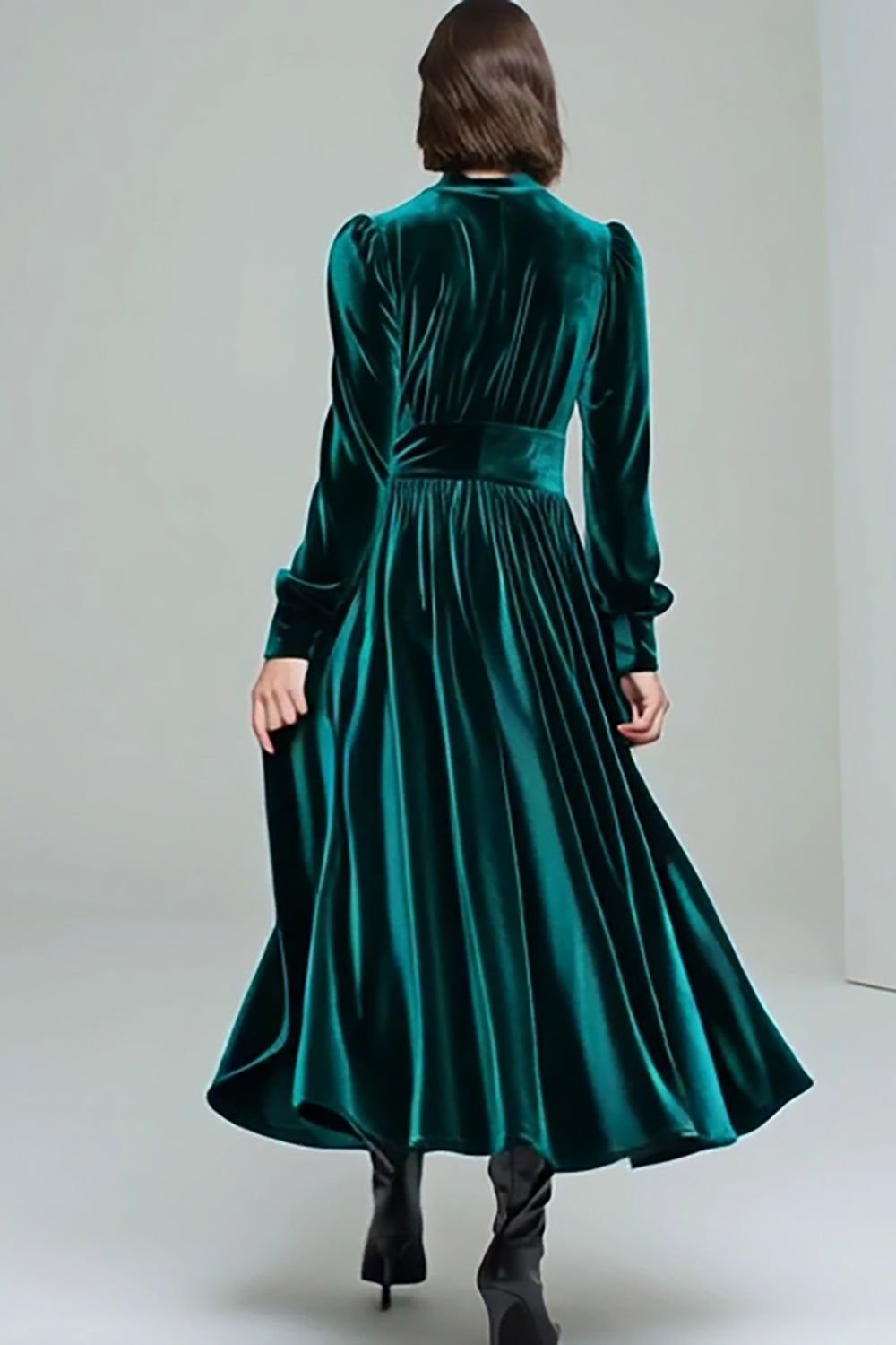 WEDTREND Women Peacock Green Velvet Holiday Party Dress A-Line Maxi Formal Dress with Long Sleeves WEDTREND Women Peacock Green Velvet Holiday Party Dress A-Line Maxi Formal Dress with Long Sleeves