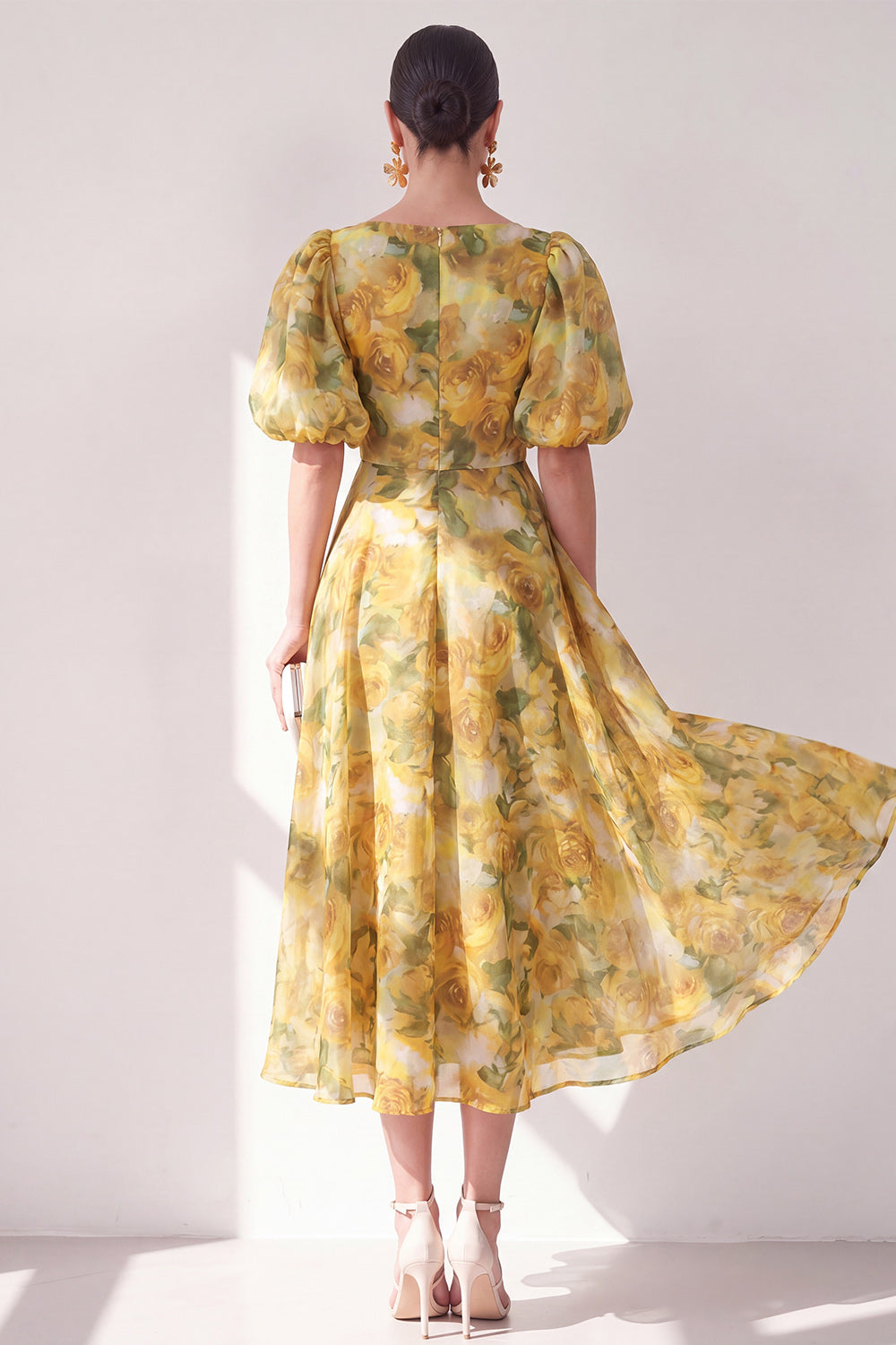 yellow floral wedding guest dress Wedtrend Women Square Neck Tulle A Line Long Party Dress, Yellow / US14 this sleeveless dress features a modern asymmetric portrait neckline that beautifully frames the shoulders and collarbone Leely Women Yellow Floral Long