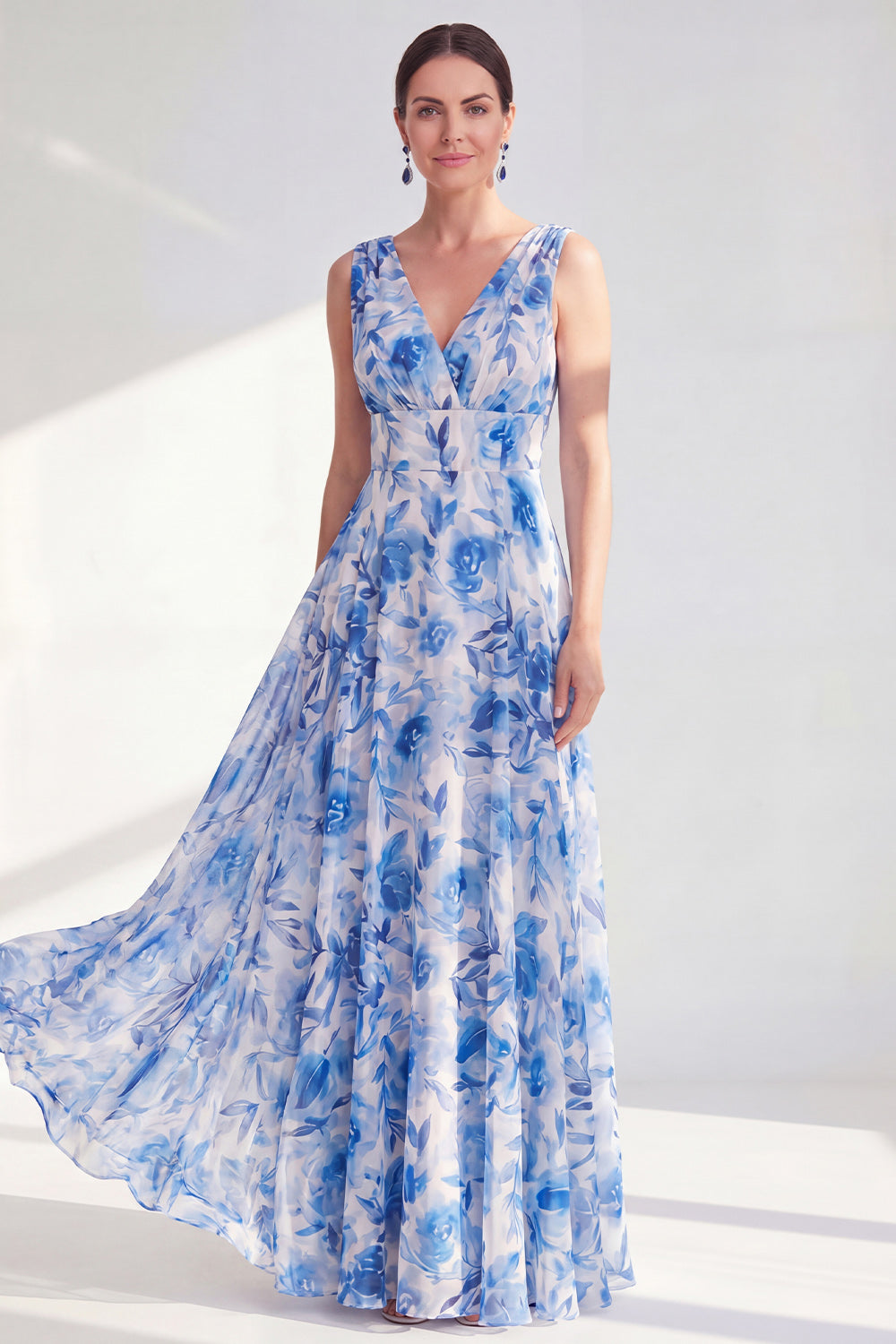 Wedtrend Women Blue Floral Mother of the Bride Dress A Line V-Neck Long Mother of the Groom Dress, Blue / US8
