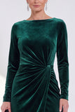 Dark Green Bateau Neck Velvet Midi Mother of the Bride Dress with Long Sleeves