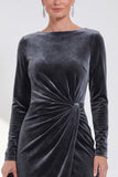 Dark Green Bateau Neck Velvet Midi Mother of the Bride Dress with Long Sleeves