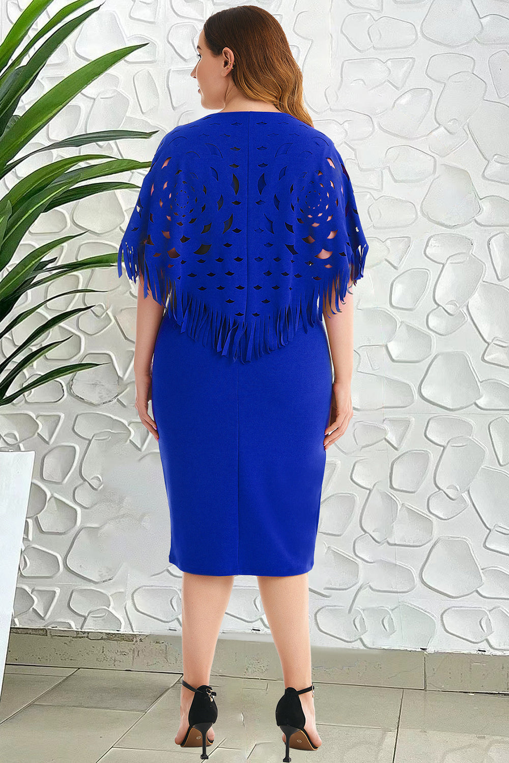 Hollow-Out Self-Cultivation Hot Diamond Plus Size Midi Dress with Cape Sleeves