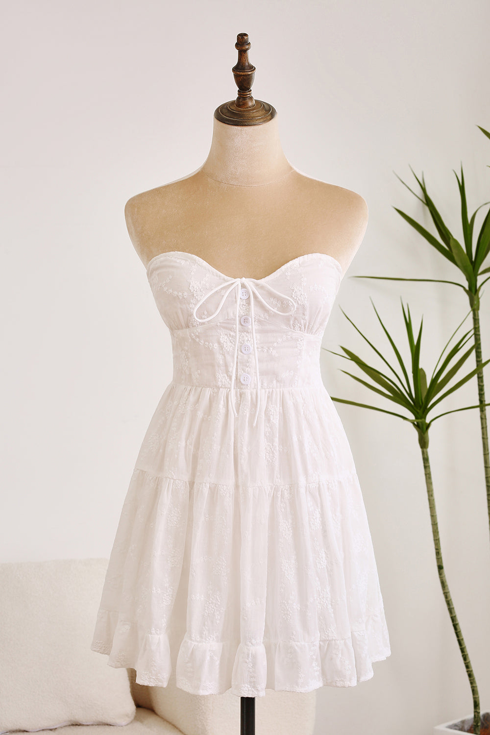 Wedtrend Women Simple White Short Graduation Dress Sweetheart Lace Up Homecoming Dress With Lace WEDTREND Wedtrend Women Simple White Short Graduation Dress Sweetheart Lace Up Homecoming Dress With Lace WEDTREND
