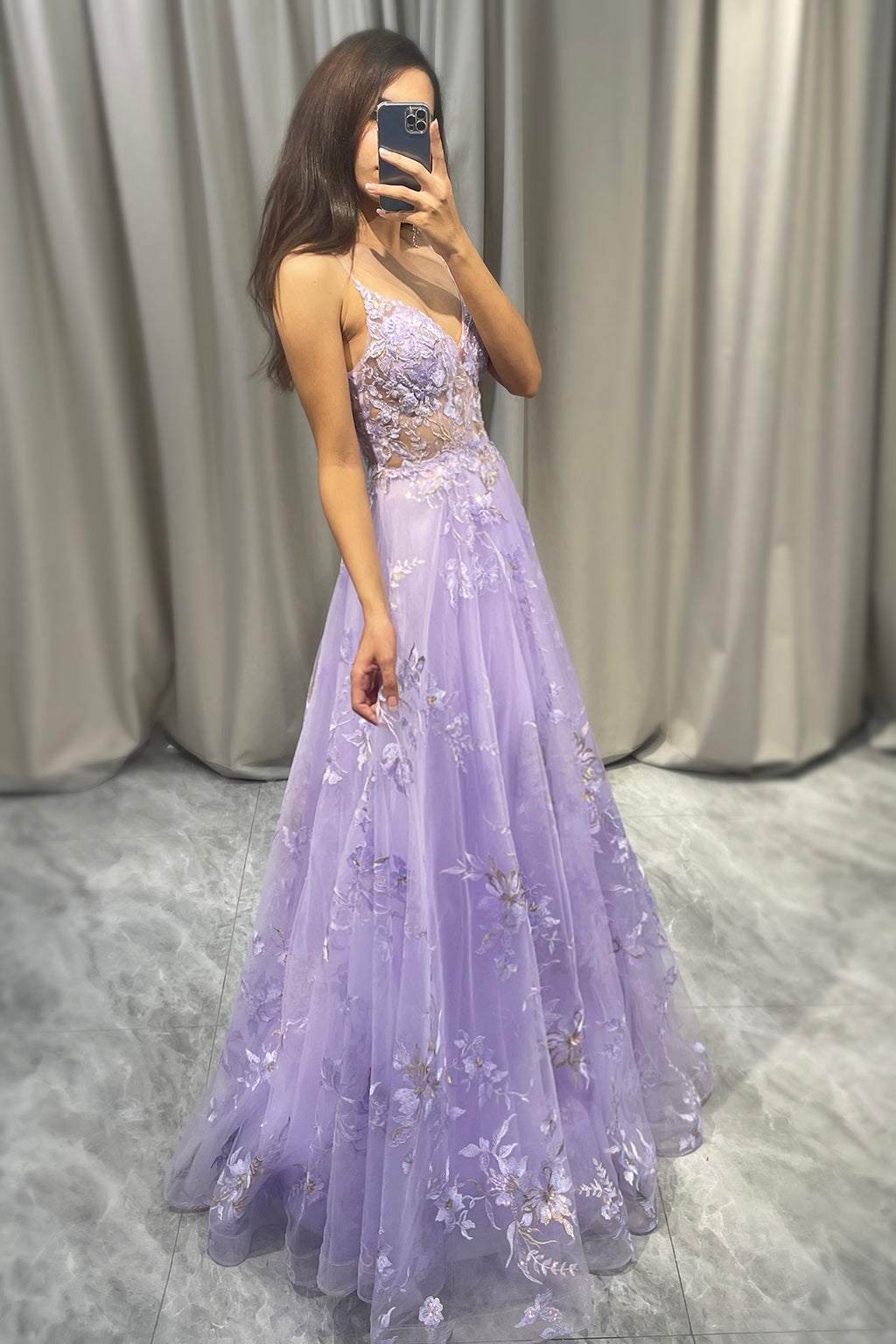 Elegant Purple Prom Dresses 2022 Ball Gown Scoop Neck Beading Sequins Short  Sleeve Backless Floor-Length /