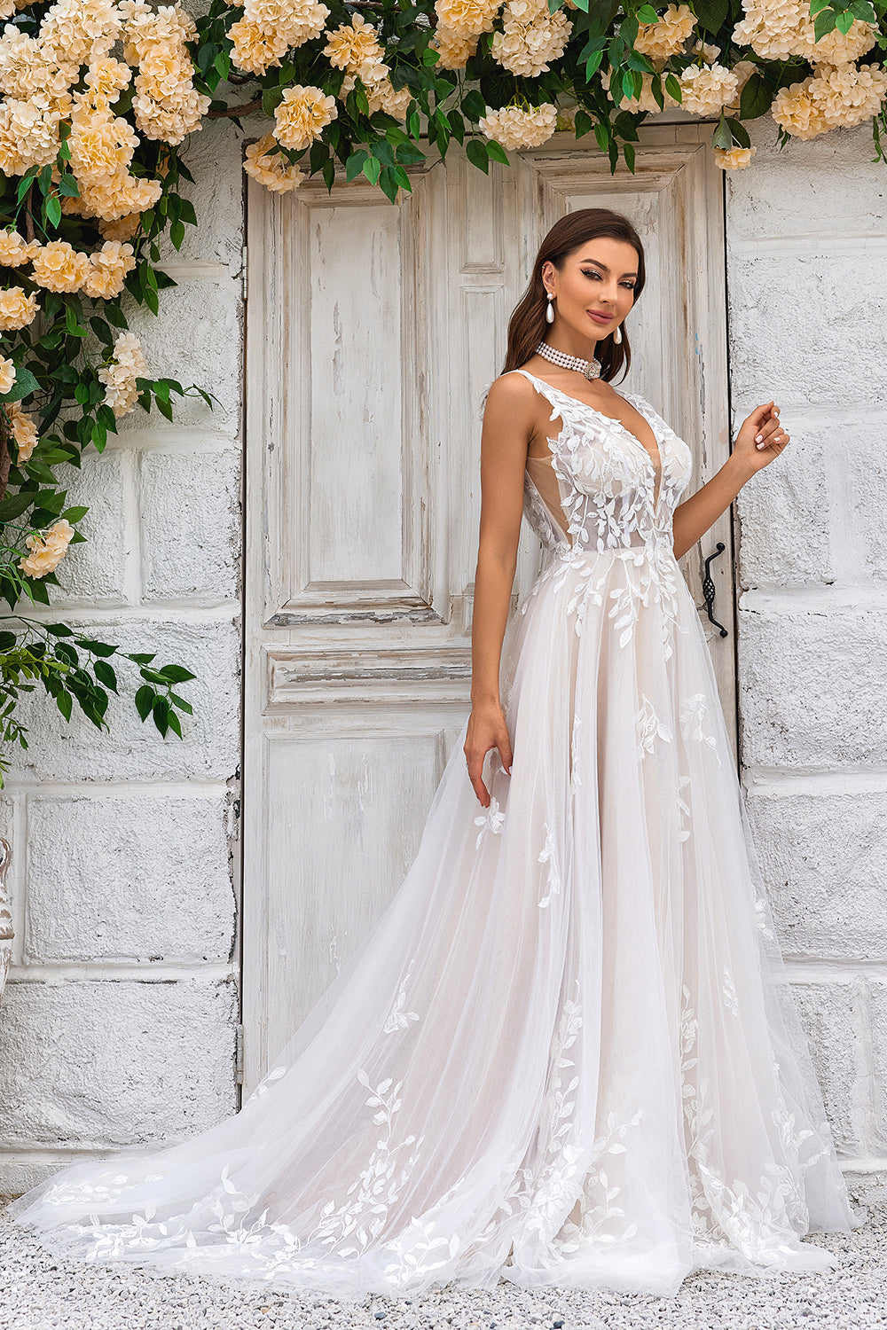 Wedtrend Women Bridal Dress Ivory A Line V-Neck Sweep Train Tulle Wedding Dress with Lace WEDTREND Wedtrend Women Bridal Dress Ivory A Line V-Neck Sweep Train Tulle Wedding Dress with Lace WEDTREND