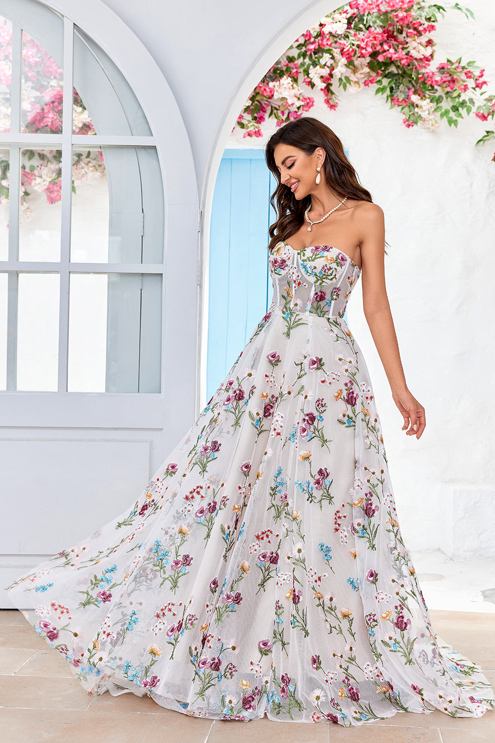 floral casual wedding dresses A-Line Boho Lace Wedding Dress with Sleeves Plunging Neckline Sweep Train, White-Nude / 4