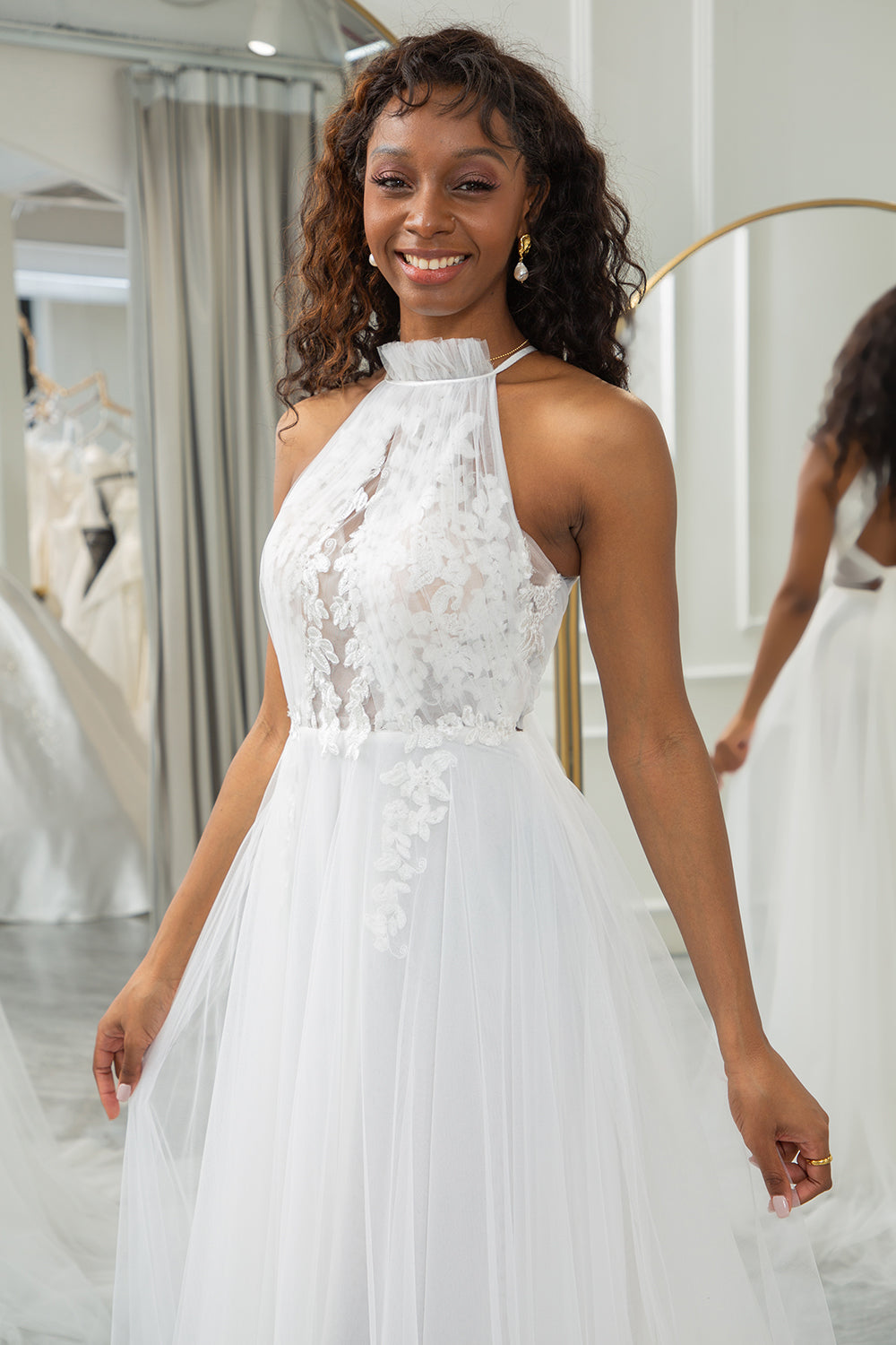 lace halter neck wedding dress Wedtrend Women Ivory Wedding Dress A-Line Halter Sweep Train Tulle Boho Bridal Dress with Lace – WEDTREND