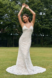 Trumpet/Mermaid Spaghetti Straps V-Neck Sweep Train Wedding Dress With Lace