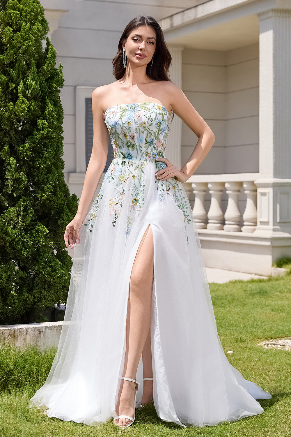 Wedtrend Women White Tulle Wedding Dress with Embroidery A Line Strapless Front Slit Corset Bridal Dress, White / US24W Wedtrend Women White Tulle Wedding Dress with Embroidery A Line Strapless Front Slit Corset Bridal Dress, White / US24W