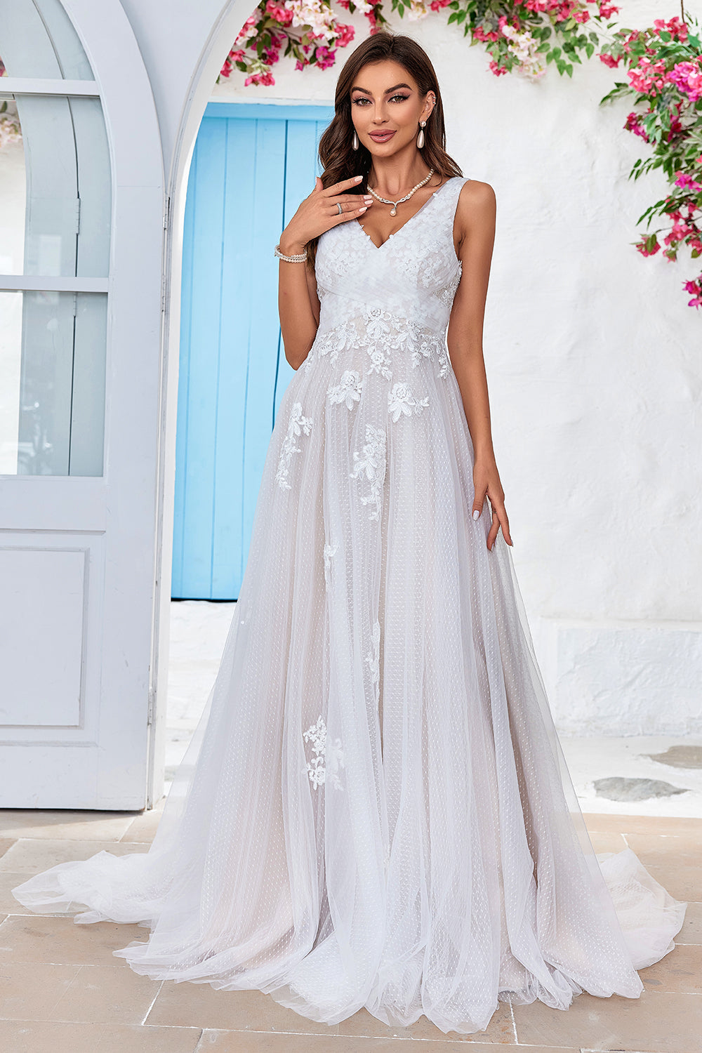 Sweeping Train A line sweep train wedding dress | Honestweddingadvice.com