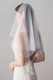 White Two-Tier Short Tulle Bridal Veil With Pearls
