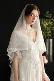 White Two-tier Lace Bridal Veil With Imitation Pearl