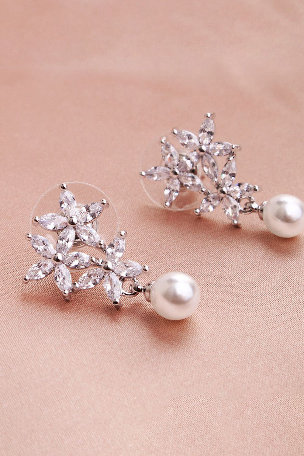 Flower Pearl Rhinestone Earrings