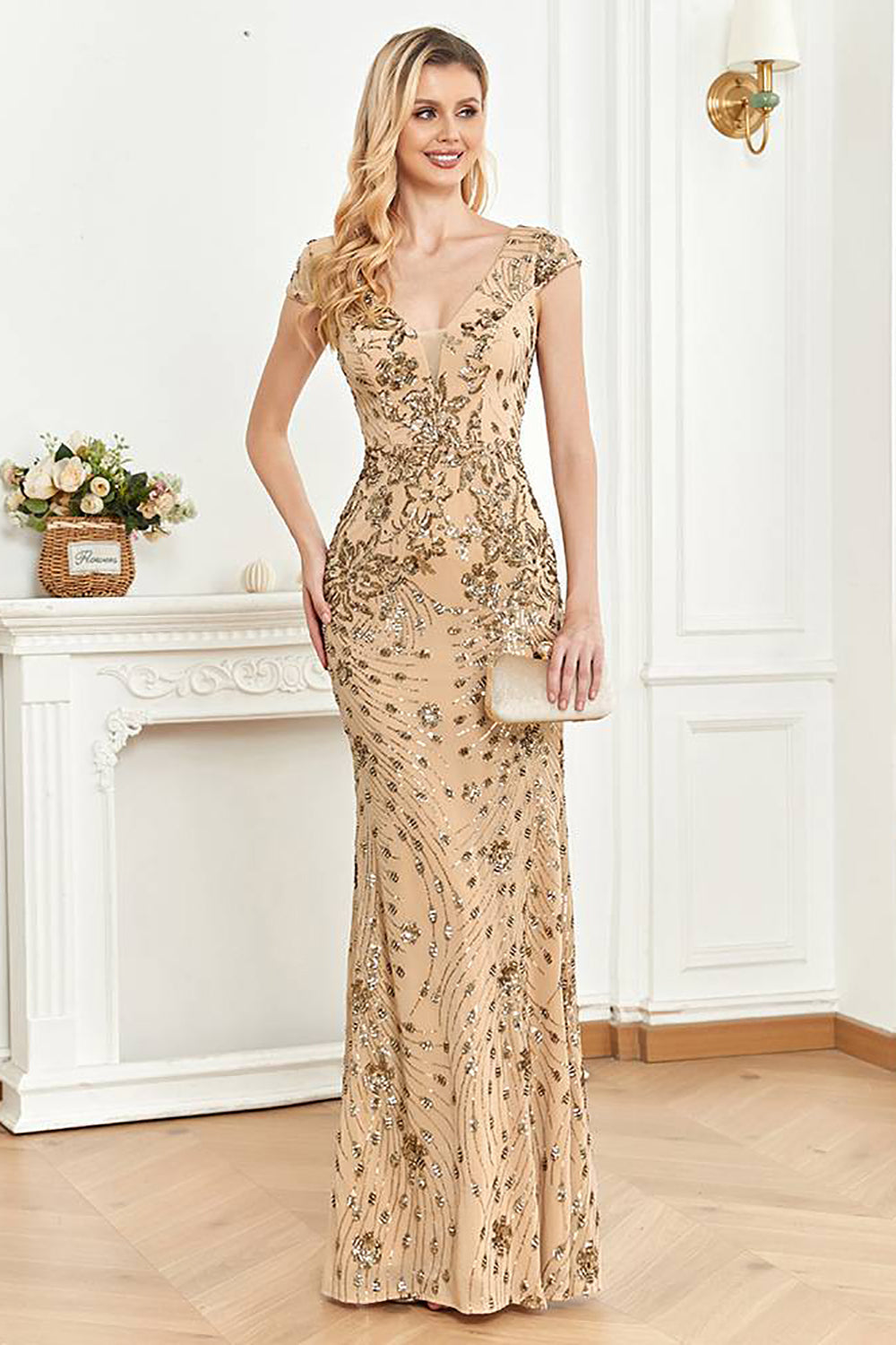 Sparkly Golden Sheath V-Neck Long Formal Dress with Beading