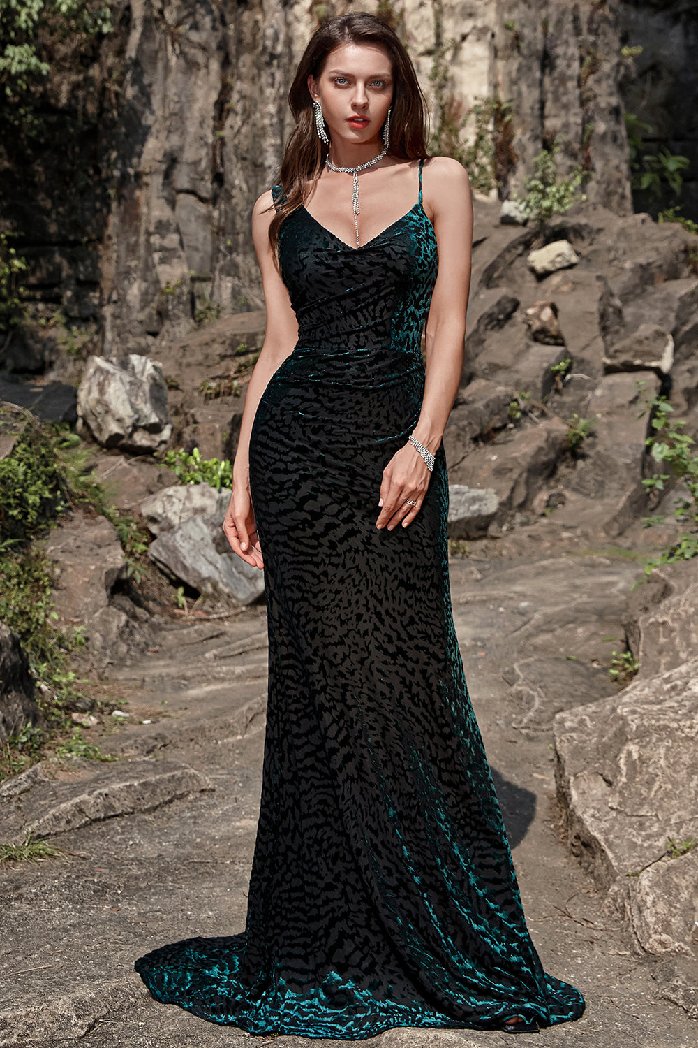 Velvet Hunter Green Mermaid Dress Long Sleeves Velvet Mermaid Dresses With Slit Velvet Hunter Green Mermaid Dress Long Sleeves Velvet Mermaid Dresses With Slit