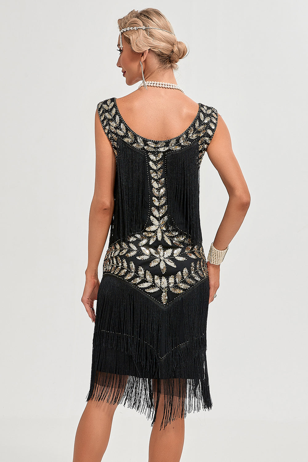 Wedtrend Women Black Gatsby 1920s Flapper Dress with Sequins and Fringes Scoop Neck Gatsby Dress WEDTREND Wedtrend Women Black Gatsby 1920s Flapper Dress with Sequins and Fringes Scoop Neck Gatsby Dress WEDTREND