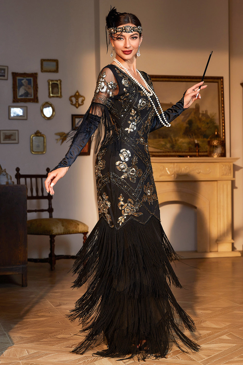long sleeve flapper dress WEDTREND Women Black Flapper Dress V Neck Long Sleeves Vintage Party Dress With Fringes, Black / L