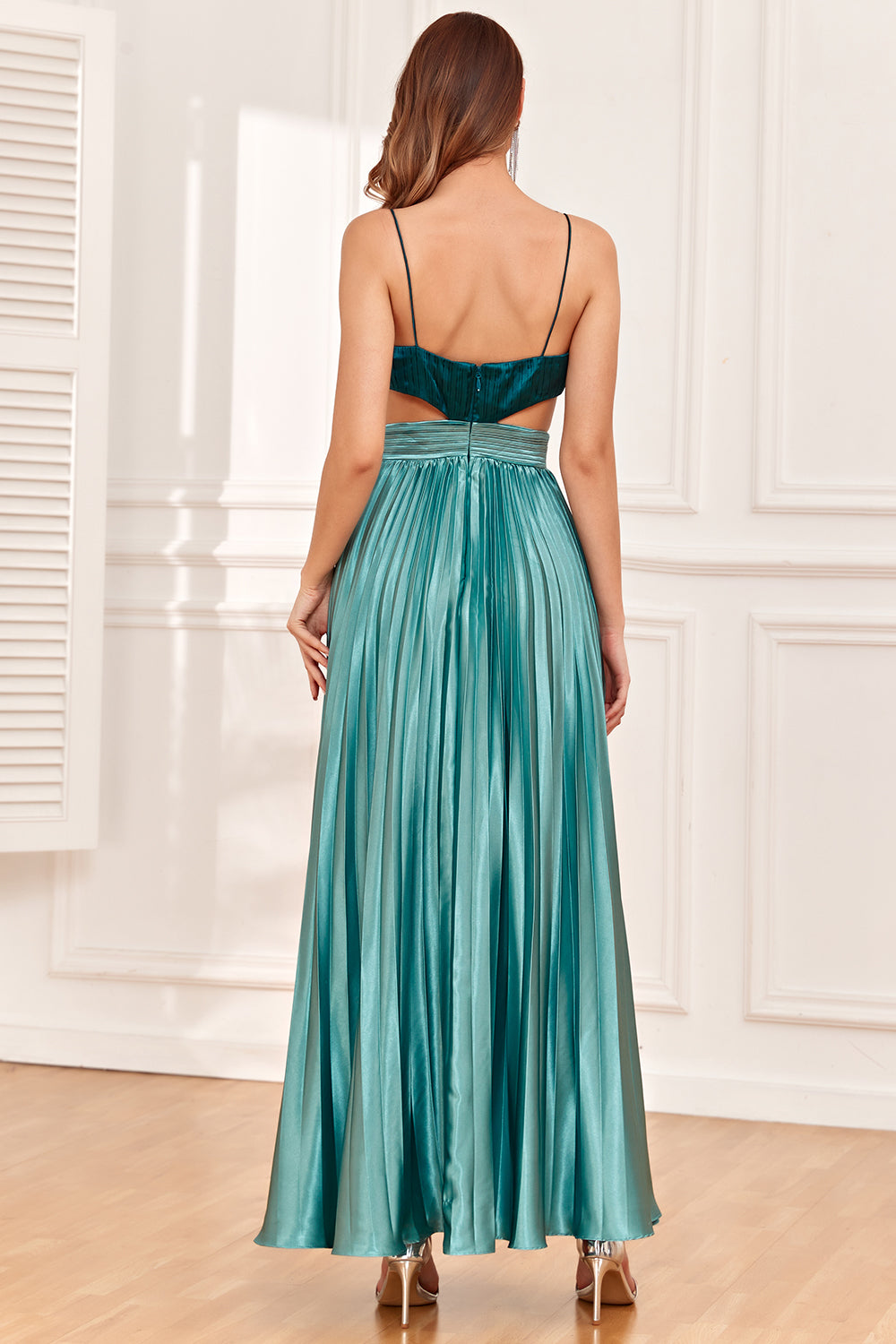 Green A LineSpaghetti Straps  Ruffles Wedding Guest Dress with Slit