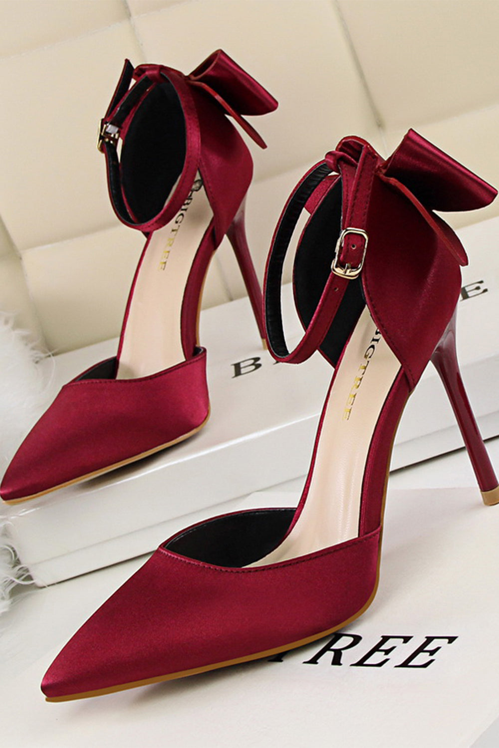 Burgundy Satin Stiletto Heel Closed Toe Pumps Wedding Party shoes with Bunkle