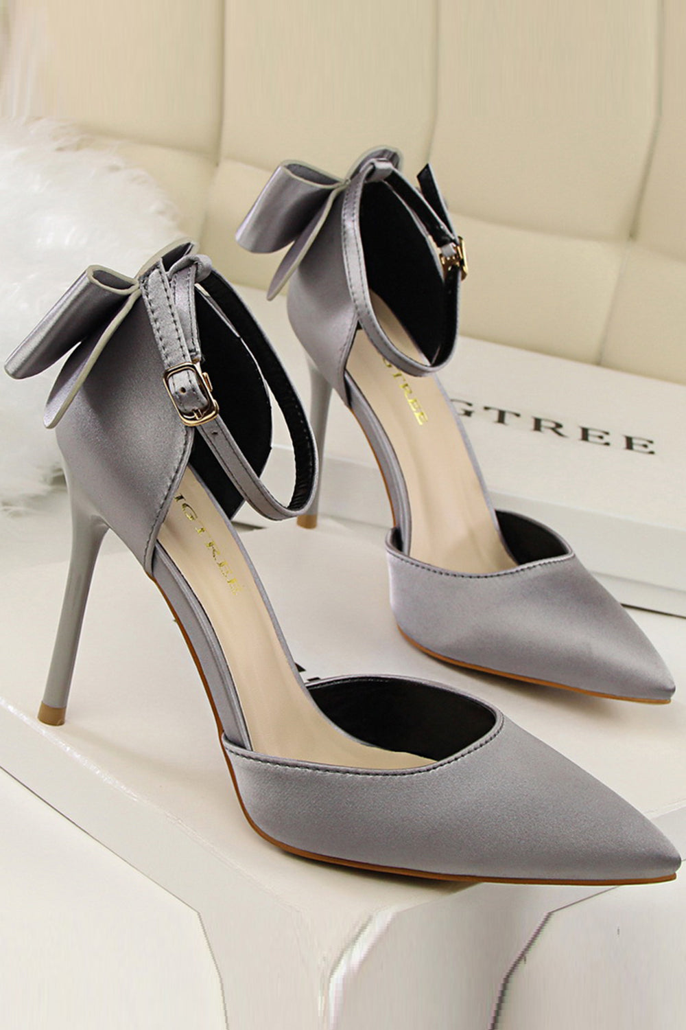 Sexy Silver Drilled Pointed Toe Stiletto Heels Prom Shoes With Ankle Strap  - TheCelebrityDresses
